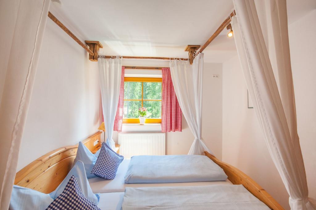 Zugspitzhotel Diana Thoerle Ehrwald Room photo