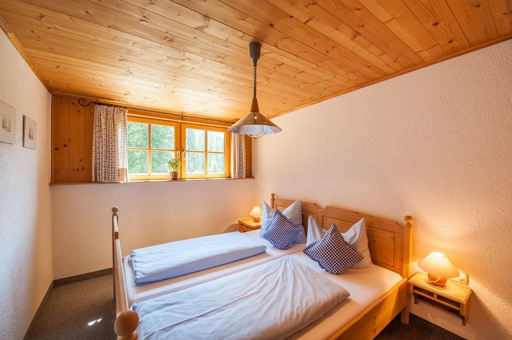 Zugspitzhotel Diana Thoerle Ehrwald Room photo